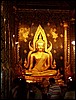 der vergoldete Bronzebuddha, hoch verehrt.jpg
