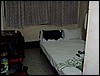unser Zimmer im Netthotel in Lopburi.JPG